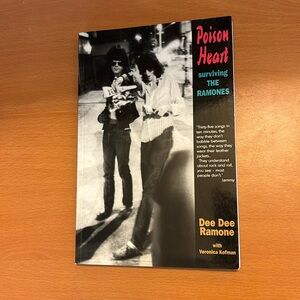 🧲HofH🧲♨️Hot Title!♨️Poison Heart: Surviving the Ramones by Dee Dee Ramone♨️